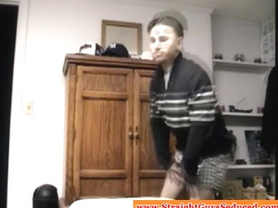 Amateur latin bloke blown by tattooed gay dilf