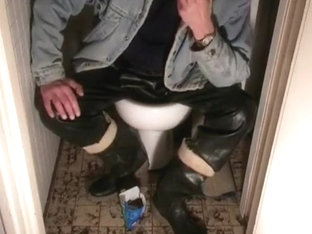 nlboots - rubber tros, rubber boots, toilet