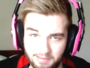 FaZe Jev makes my cock hard - Earned It Parody