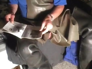 nlboots - rubber waders and apron. cumming