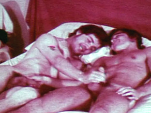 VintageGayLoops Video: Dorm Fun