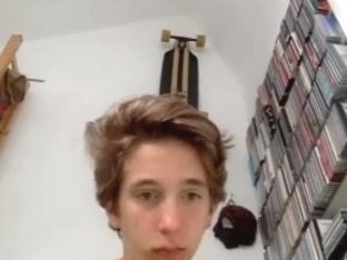 Austrian cute boy cums fingering his fucking hot ass on cam
