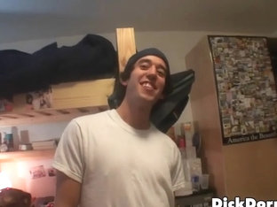 Dickdorm Video: Buck Wild