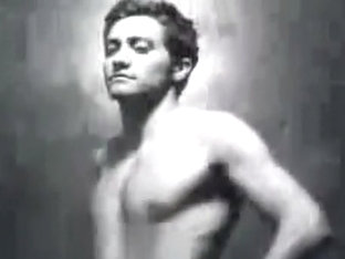 Jake Gyllenhaal Beefcake
