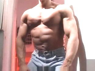 Ripped Muscle Worship