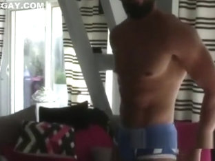 Enzo RIMENEZ fucked by top XXL in bordeaux